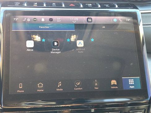 Used 2023 Jeep Grand Cherokee Limited image 19