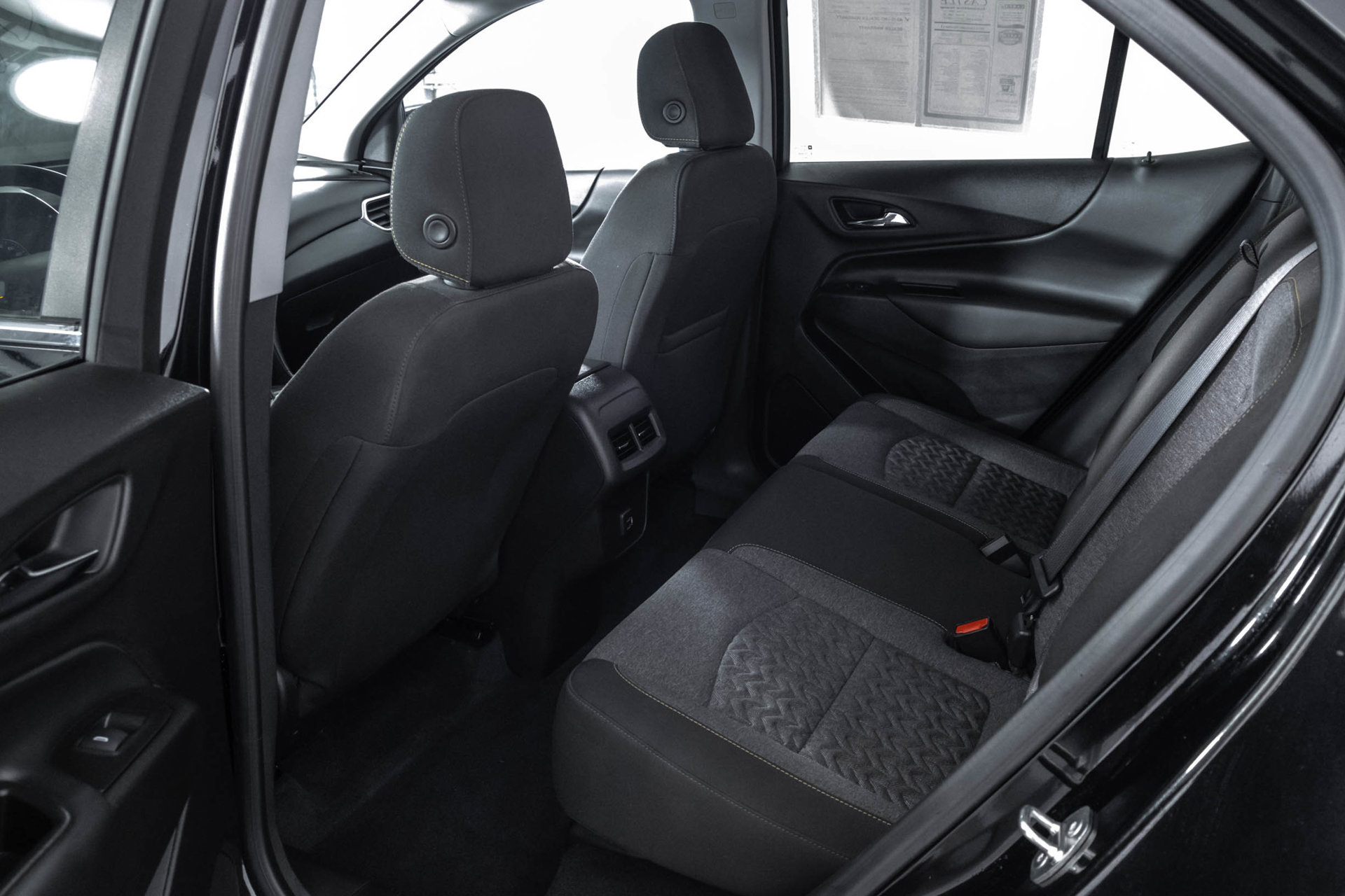 Used 2024 Chevrolet Equinox LT w/ LPO, Floor Liner Package AWD/4WD image 35
