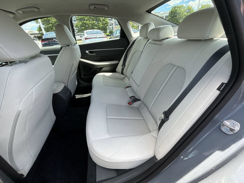 Certified 2026 Hyundai Sonata SEL FWD image 24
