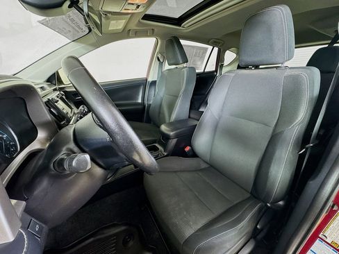 Certified 2018 Toyota RAV4 XLE image 10