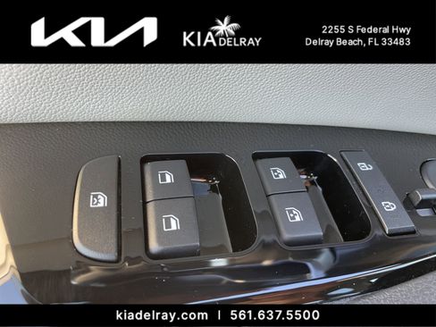 Certified 2023 Kia Sportage EX image 16