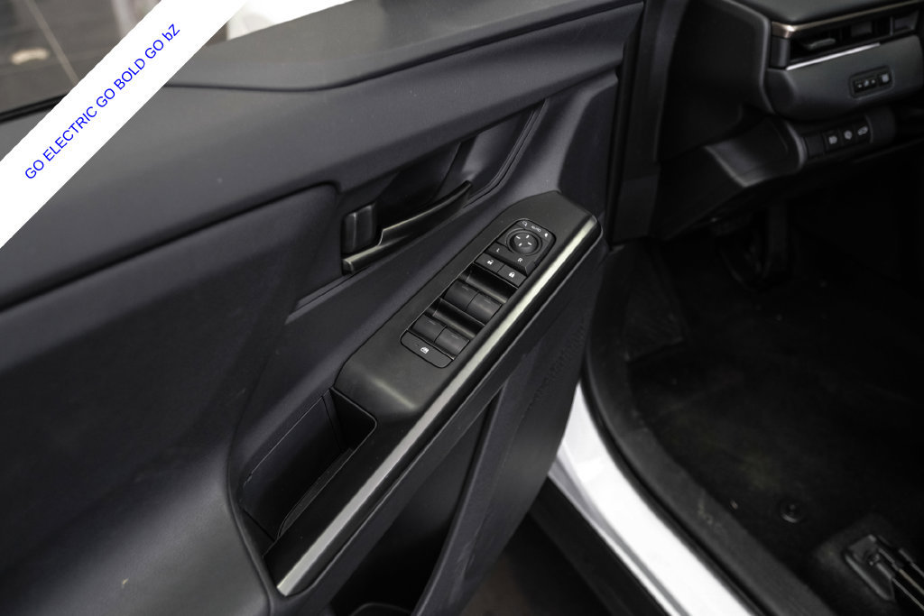 Used 2026 Toyota bZ FWD image 40
