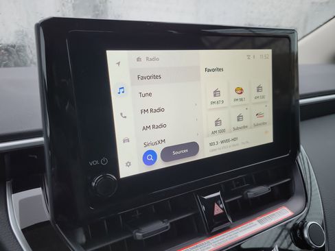 Used 2025 Toyota Corolla LE image 26