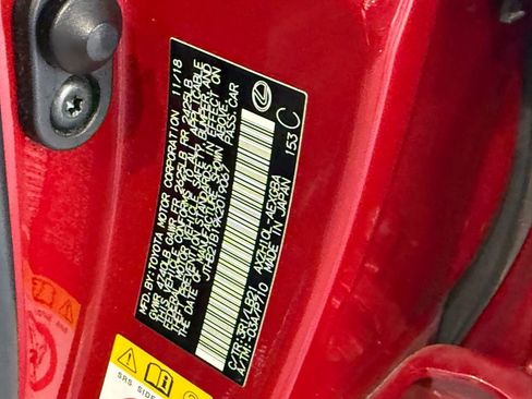 Used 2019 Lexus ES 300h w/ Luxury Package image 37