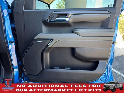 Used 2024 Chevrolet Silverado 1500 ZR2 w/ Technology Package AWD/4WD image 28