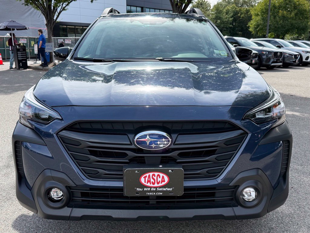 Certified 2025 Subaru Outback Onyx Edition AWD/4WD image 2