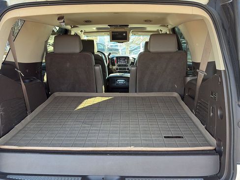 Used 2015 GMC Yukon Denali w/ Premium Package image 7