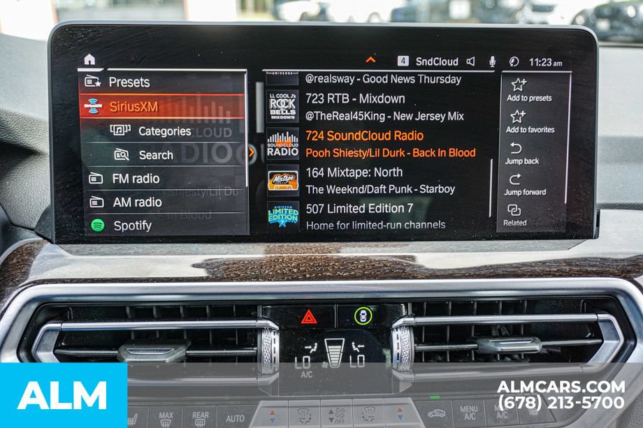Used 2025 BMW X4 xDrive30i AWD/4WD image 36