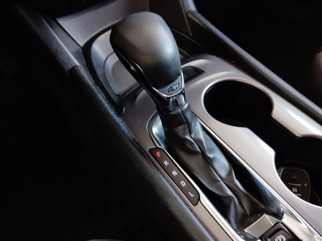 Used 2024 Chevrolet Malibu LS FWD image 30