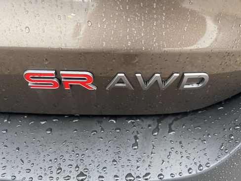 Certified 2025 Nissan Kicks SR image 30