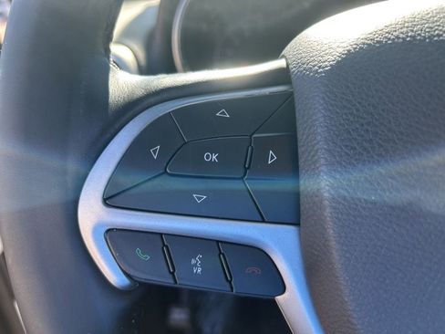 Certified 2021 Jeep Grand Cherokee Laredo X image 43