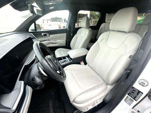 Used 2025 Kia Sorento SX Prestige image 13