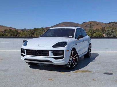 Certified 2025 Porsche Cayenne Turbo