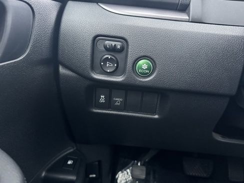 Used 2019 Honda Ridgeline Sport image 29