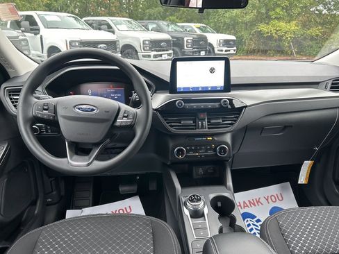 New 2025 Ford Escape Active image 14