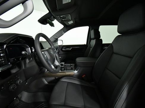 New 2026 Chevrolet Silverado 1500 LT Trail Boss w/ Convenience Package II image 5