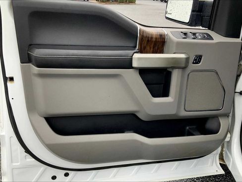 Used 2018 Ford F150 Lariat AWD/4WD image 20