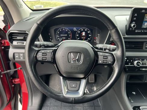 Used 2023 Honda Pilot Elite image 12