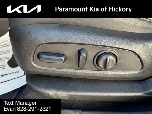 Used 2023 GMC Acadia Denali image 5