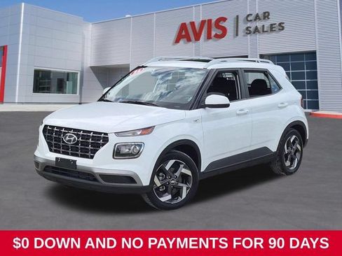 Used 2025 Hyundai Venue SEL FWD image 1