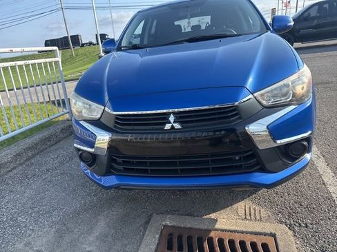 Used 2017 Mitsubishi Outlander Sport LE image 2