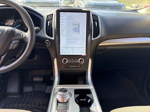 Certified 2024 Ford Edge SEL w/ Convenience Package image 22