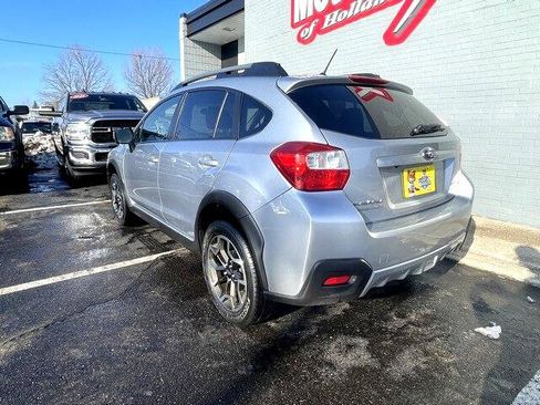 Used 2017 Subaru Crosstrek 2.0i Premium image 10