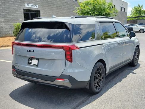 New 2026 Kia Carnival SX w/ SX Dark Edition Package FWD image 7