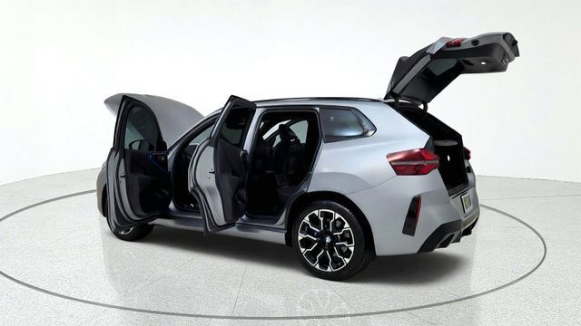Used 2025 BMW X3 xDrive30i w/ Premium Package AWD/4WD image 16