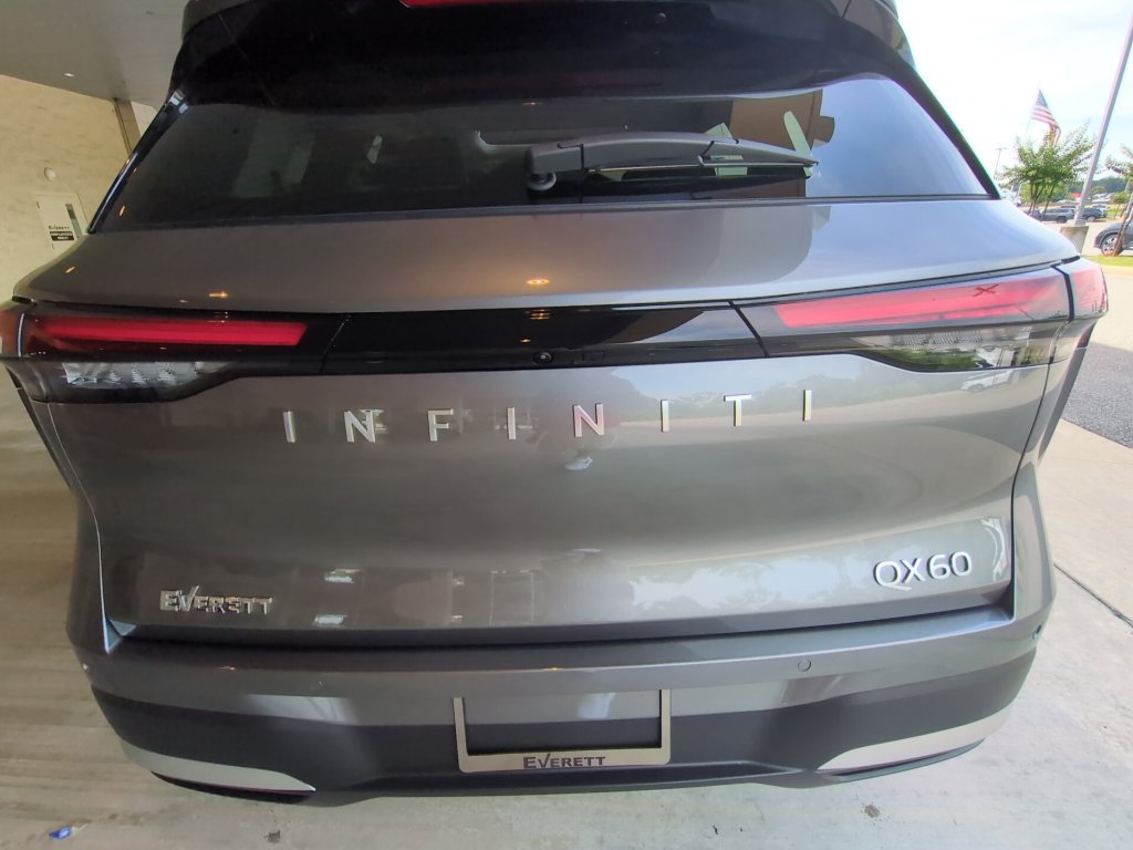 Certified 2027 INFINITI QX60 Luxe w/ Cargo Package FWD image 33