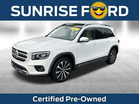 Used 2023 Mercedes-Benz GLB 250 image 1