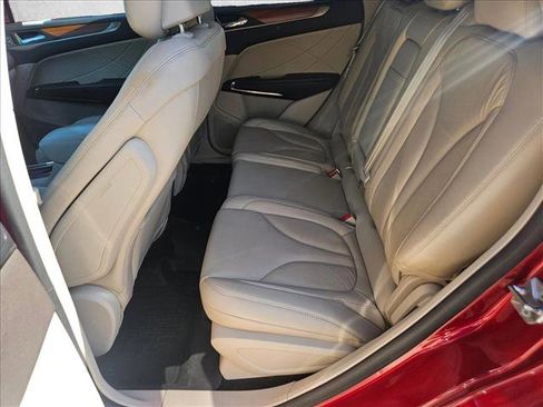 Used 2018 Lincoln MKC Select w/ Select Plus Package image 15