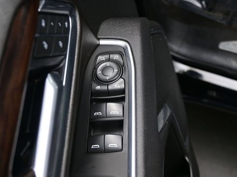 Used 2025 GMC Sierra 1500 SLT AWD/4WD image 10