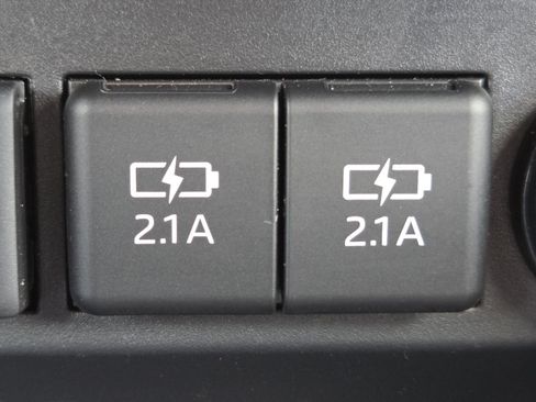 Used 2020 Toyota Highlander Limited AWD/4WD image 8