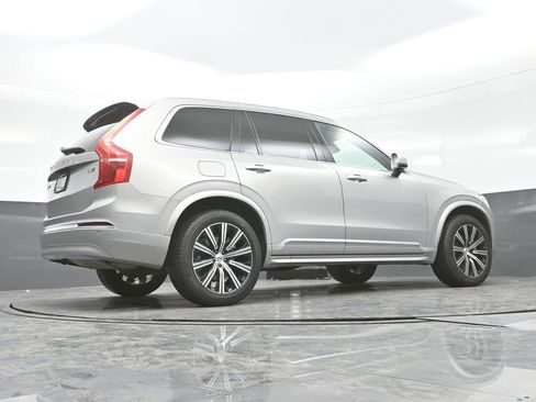 Used 2025 Volvo XC90 B5 Core AWD/4WD image 27
