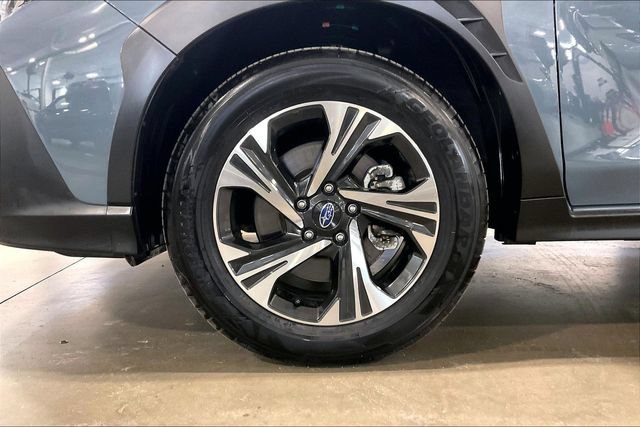 Used 2025 Subaru Crosstrek 2.5i Premium AWD/4WD image 9