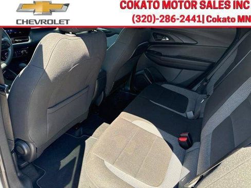 Used 2025 Chevrolet TrailBlazer LT AWD/4WD image 11