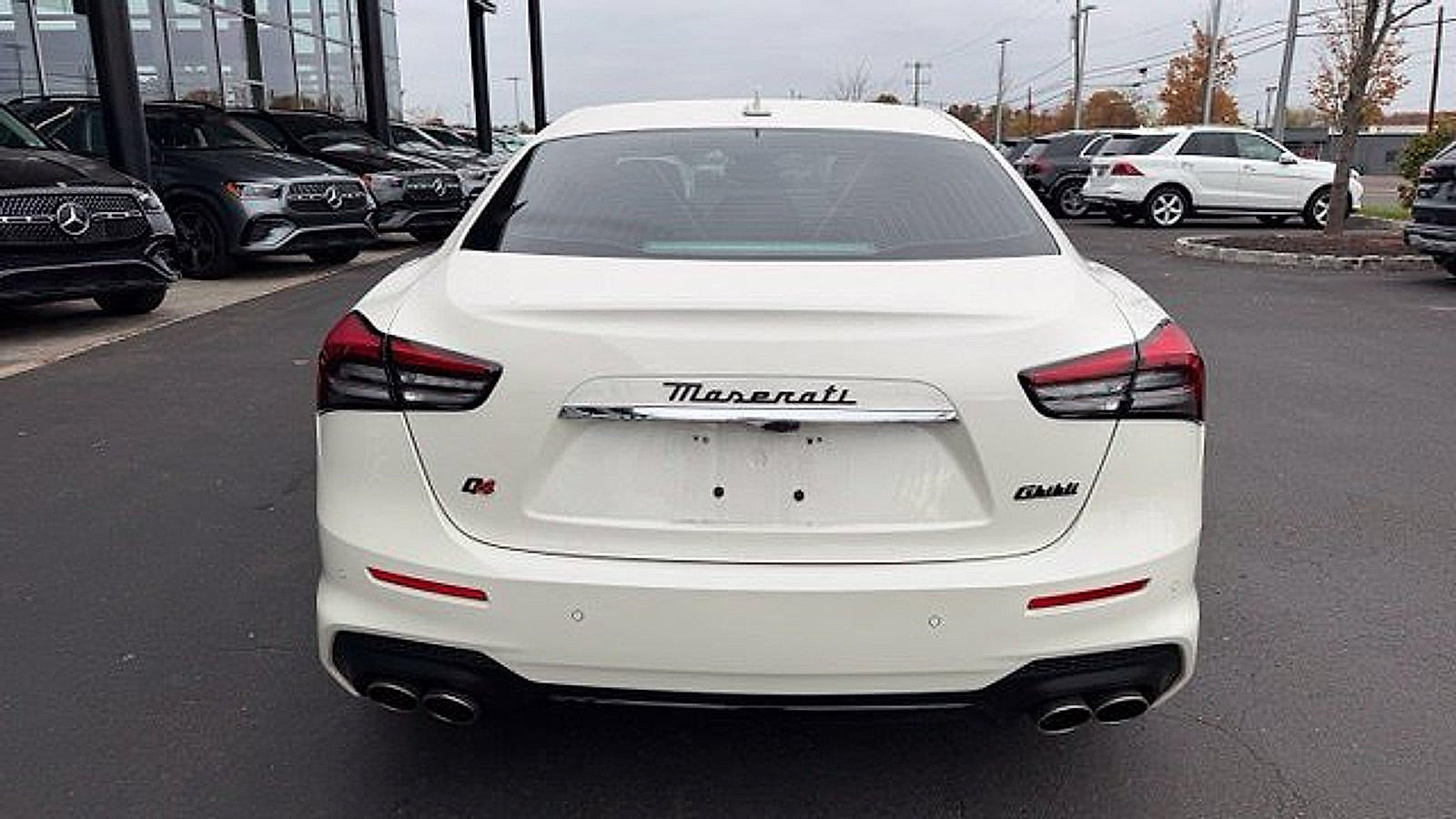 Used 2022 Maserati Ghibli Modena Q4 AWD/4WD image 6