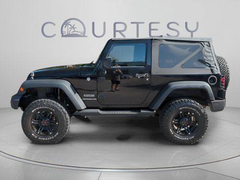 Used 2012 Jeep Wrangler Sport AWD/4WD image 4