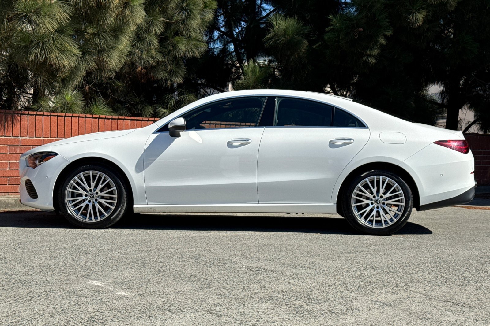 Used 2025 Mercedes-Benz CLA 250 image 7