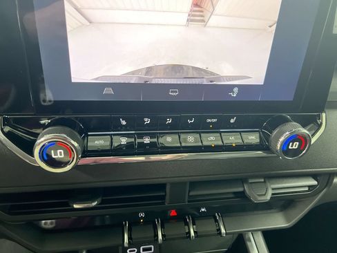 New 2026 Chevrolet Colorado Trail Boss AWD/4WD image 17