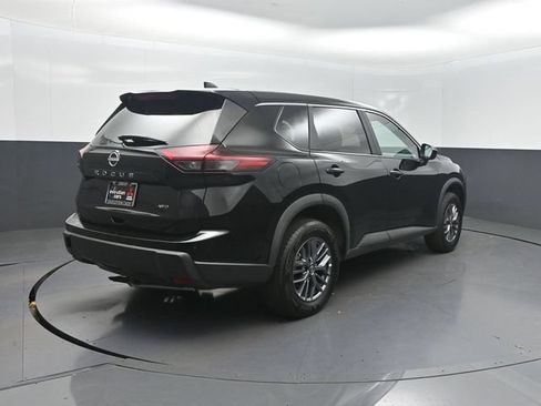 Used 2026 Nissan Rogue SV AWD/4WD image 26