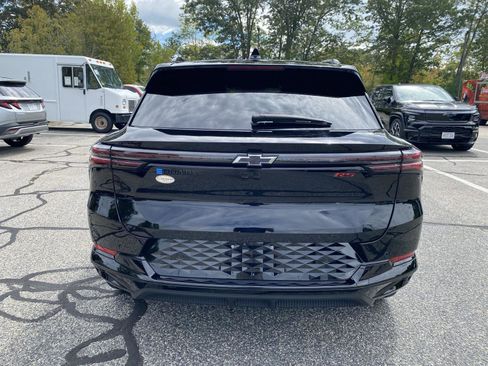 Used 2024 Chevrolet Equinox EV RS image 6