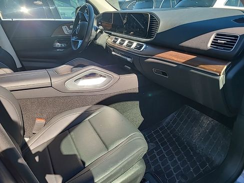Used 2025 Mercedes-Benz GLE 350 4MATIC image 12