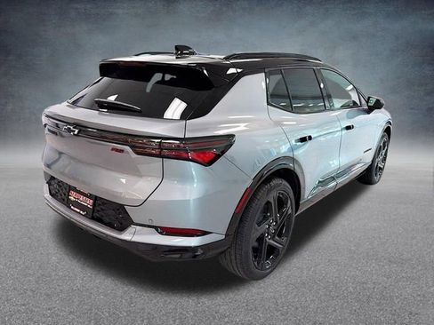 New 2026 Chevrolet Equinox EV RS FWD image 7