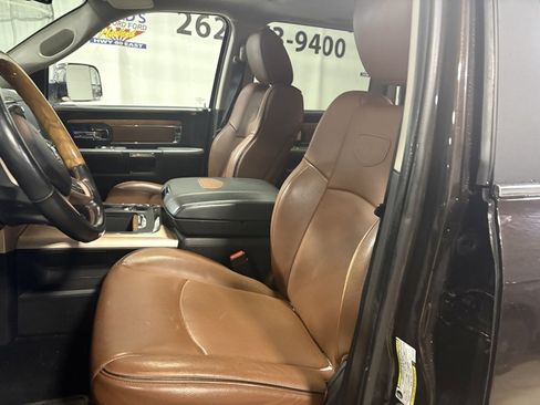 Used 2017 RAM 2500 Longhorn image 7