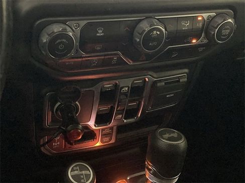 Used 2021 Jeep Wrangler Unlimited Rubicon image 22