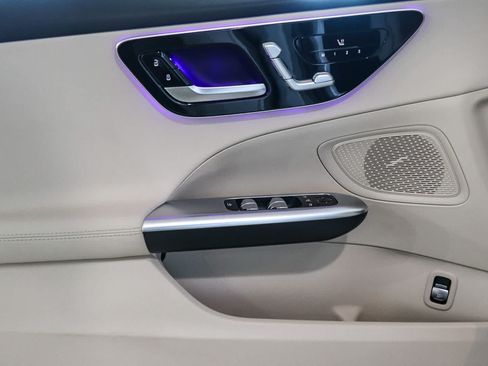 Certified 2024 Mercedes-Benz C 300 Sedan image 22