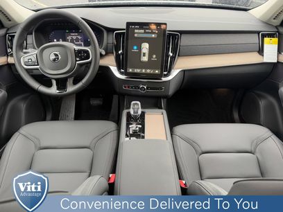 New 2026 Volvo XC90 B6 Plus w/ Protection Package