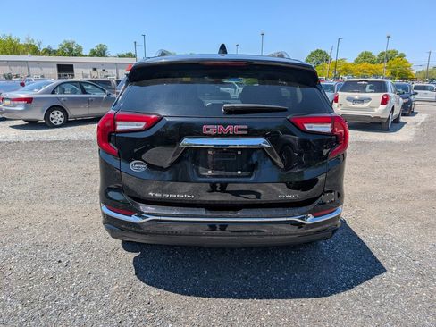 Used 2022 GMC Terrain Denali w/ Black Diamond Edition AWD/4WD image 5